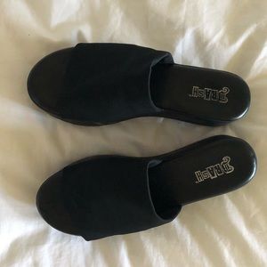 90’s Platform Slide Sandal